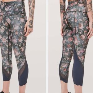 LULULEMON Wunder Under Floral Scallop Leggings